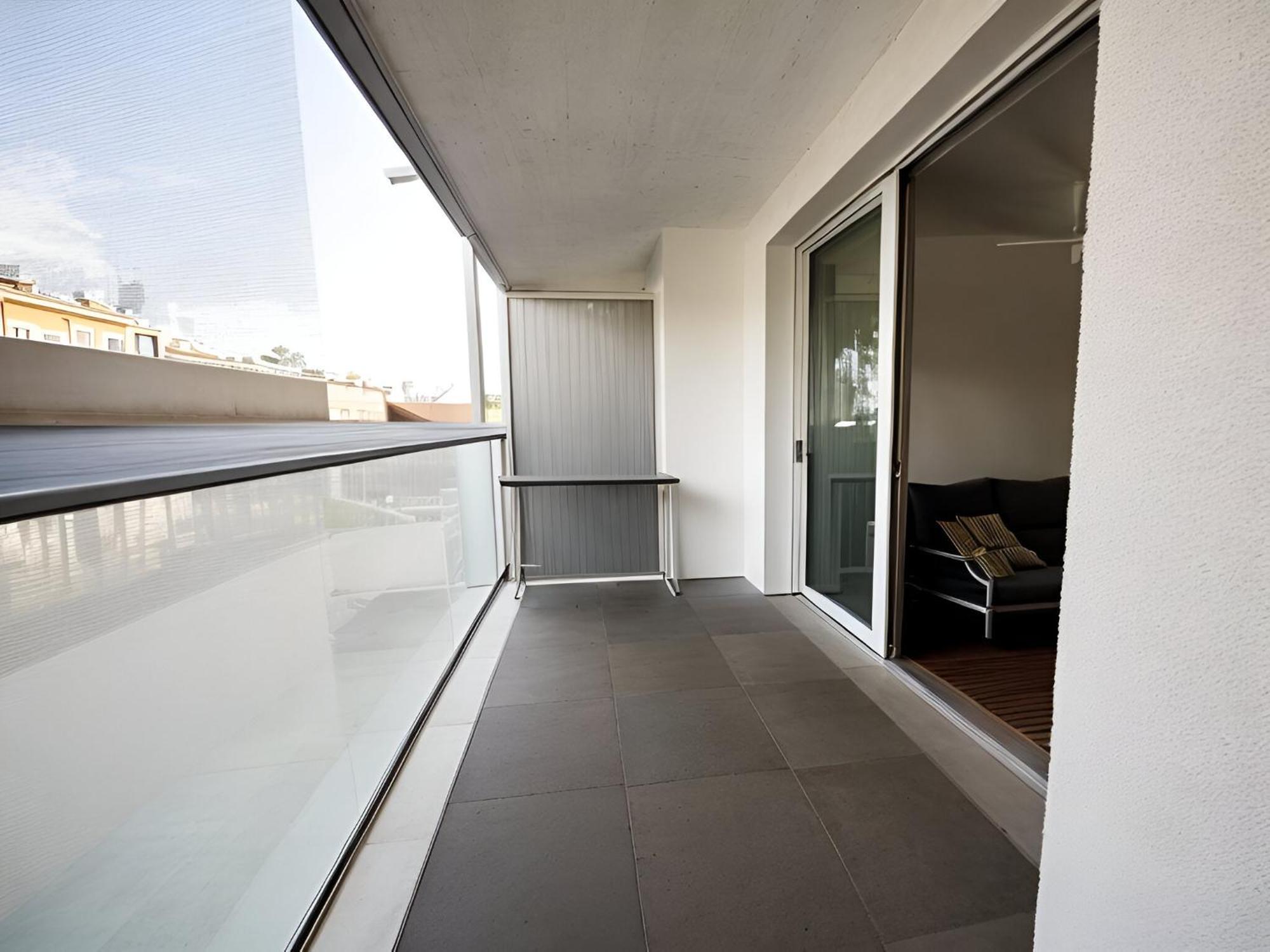 Stbg Bel Appartement Avec Balcon Estrasburgo Exterior foto